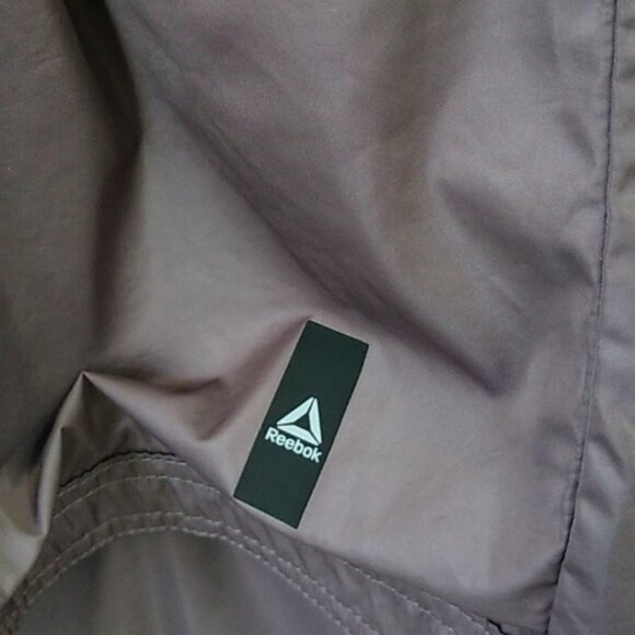 REEBOK Training Supply Parka Jacket Windbreaker Almost Grey Size Medium - Picture 12 of 16